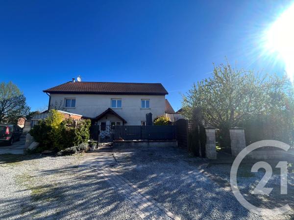 Appartement F4 à vendre  4 pièces - 90,60 m2 GRANDFONTAINE - 25