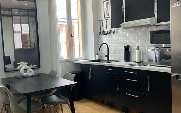 Appartement à vendre    1 pièce • 25,30 m2 Vallauris