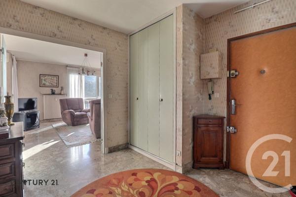 Appartement T3 à vendre  3 pièces - 85,22 m2 CARPENTRAS - 84