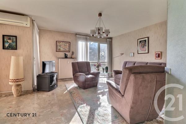 Appartement T3 à vendre  3 pièces - 85,22 m2 CARPENTRAS - 84