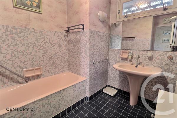 Appartement T3 à vendre  3 pièces - 85,22 m2 CARPENTRAS - 84