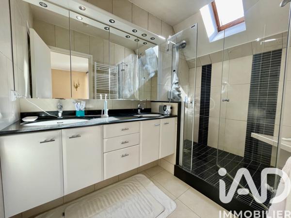 Maison à vendre 7 pièces 177 m² Verneuil-sur-Seine