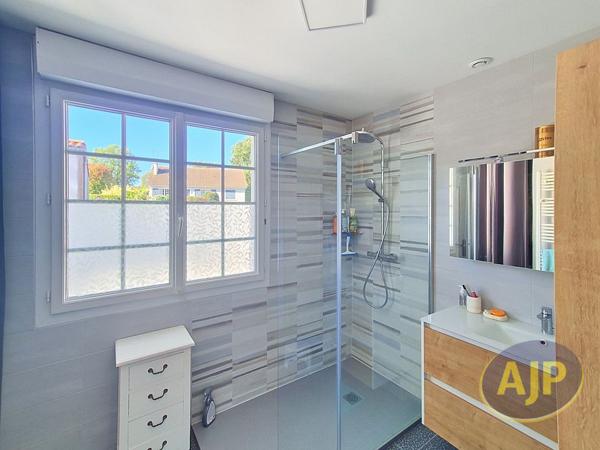 Maison à vendre Montaigu - 5 pièces, 151m² avec 3 chambre(s) à 419 000€ - AJP Immobilier Montaigu