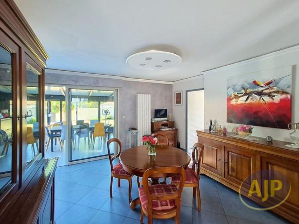 Maison à vendre Montaigu - 5 pièces, 151m² avec 3 chambre(s) à 419 000€ - AJP Immobilier Montaigu
