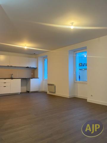 Location appartement Orvault : 850 € - AJP Immobilier Nantes Nord