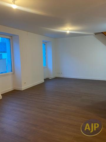 Location appartement Orvault : 850 € - AJP Immobilier Nantes Nord
