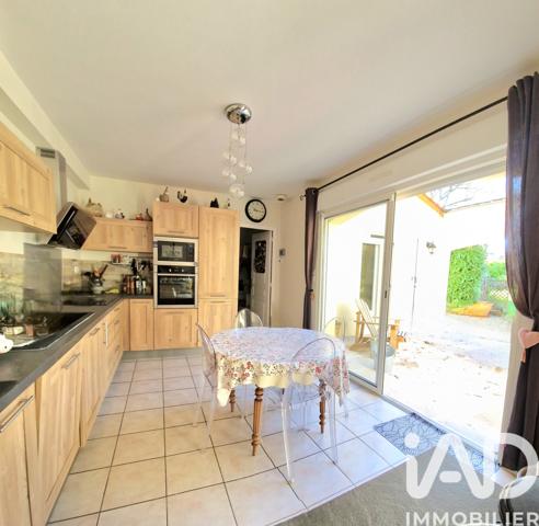 Maison à vendre 6 pièces 166 m² Terrasson-Lavilledieu
