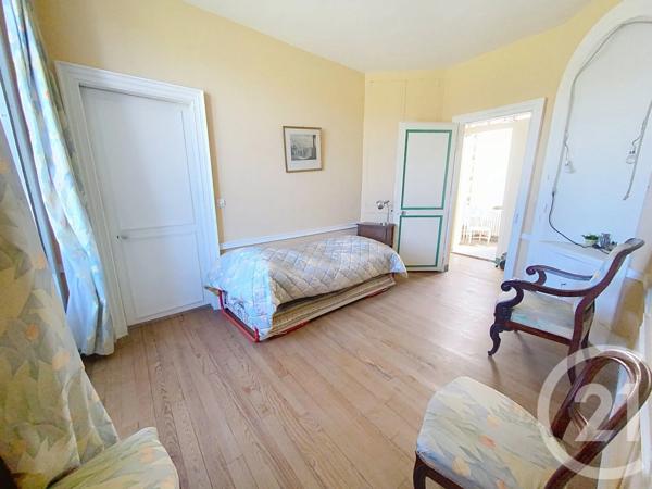 Maison à vendre  9 pièces - 187,80 m 2   SENLIS  - 60