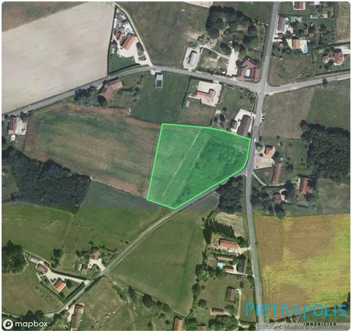 Terrain à bâtir avec vaste parcelle – Varennes-Saint-Sauveur
