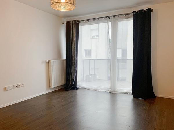 À vendre - Appartement F2 avec parking et balcon - Le Mée-sur-Seine (77350)