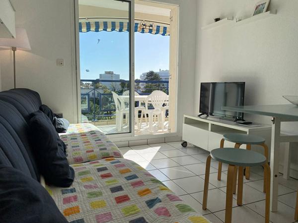 APPARTEMENT à VAUX SUR MER