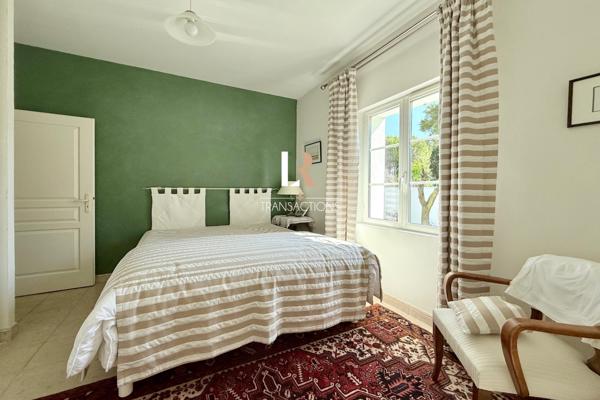 Maison 7 pièce(s) 4 chambre(s) 207 m²