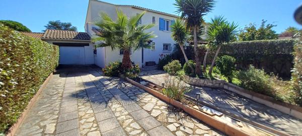 EXCLUSIVITE Maison Mauguio 6 pièces 150 m2 sur un terrain de 585m² avec piscine