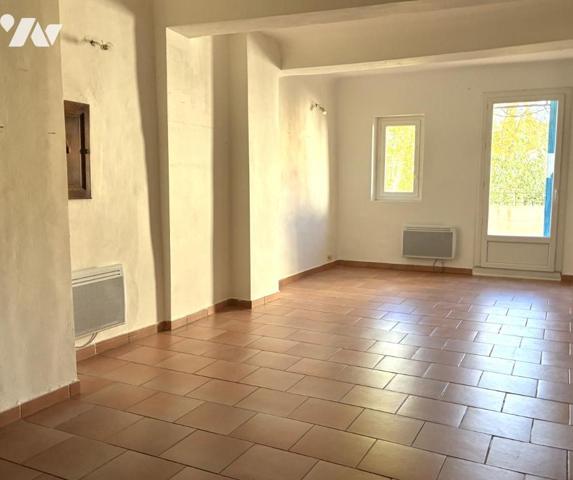 IMMEUBLE DE 3 APPARTEMENTS AVEC BONNE RENTABILITE A MONTFORT-SUR-ARGENS