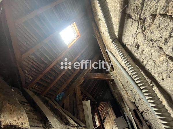 Appartement
         2 pièces
        - 40 m² 139 500 € *