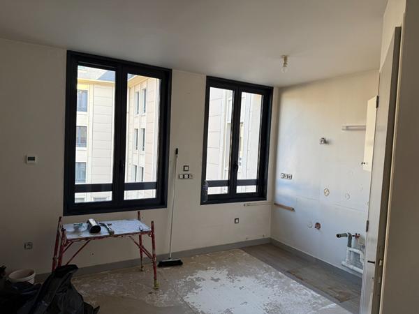 Studio 19.46 m2 centre-ville Évreux avec place de parking