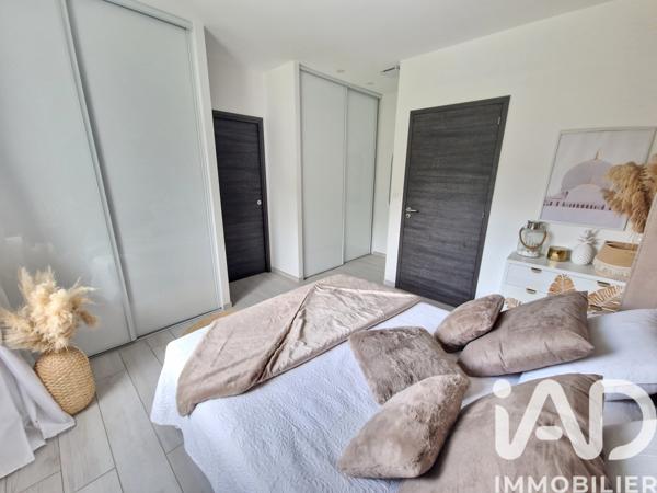 Maison à vendre 9 pièces 188 m² Saint-Denis-en-Val