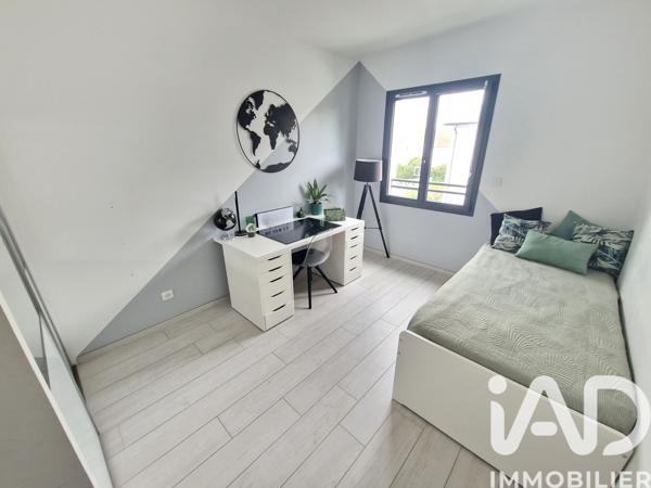Maison à vendre 9 pièces 188 m² Saint-Denis-en-Val