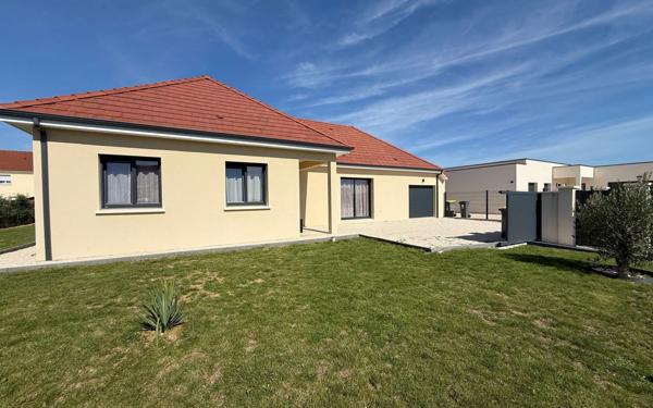 Maison à vendre    5 pièces • 107 m2 Rouvres-en-Plaine