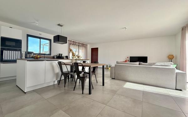 Maison à vendre    5 pièces • 107 m2 Rouvres-en-Plaine