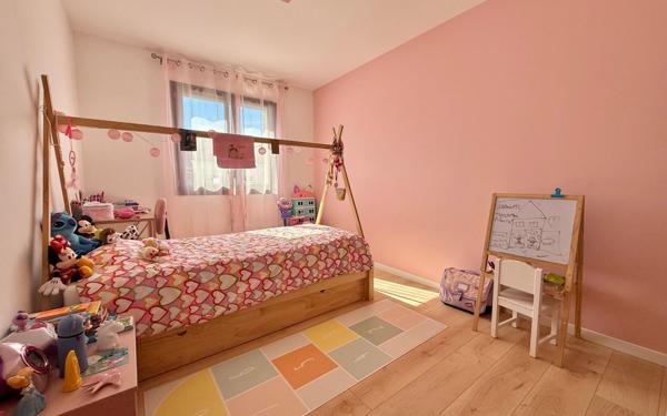 Maison à vendre    5 pièces • 107 m2 Rouvres-en-Plaine