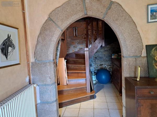 Maison à vendre à La Roche-Jaudy dans les Côtes-d'Armor (22450), ref : 22102-1934