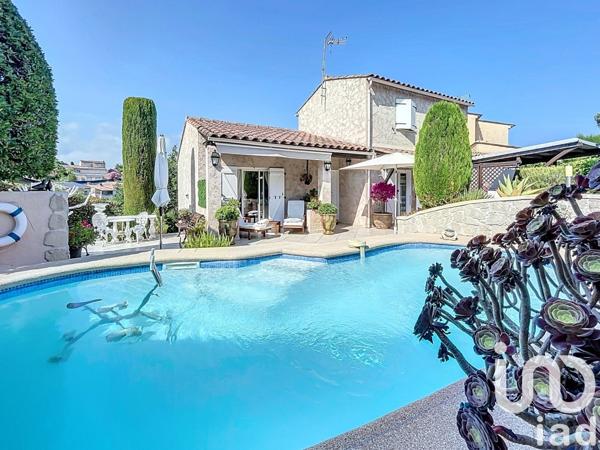 Maison à vendre 6 pièces 115 m² Mandelieu-la-Napoule