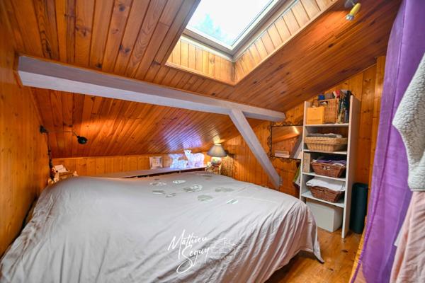 Maison de village avec jardin paysager