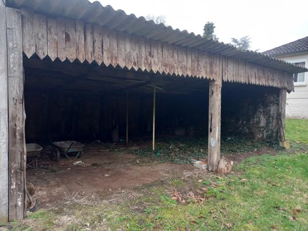 PROCHE COMMERCES - MAISON 5 PIÈCES DANS UN ECRIN DE VERDURE