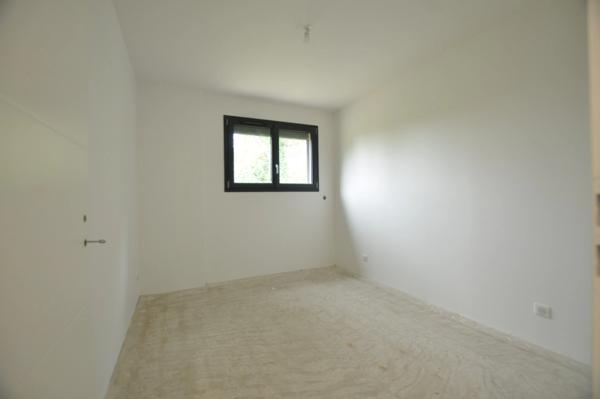 Maison 108 m² habitables - 3 chambres - sous sol complet - reconstruite à neuf.