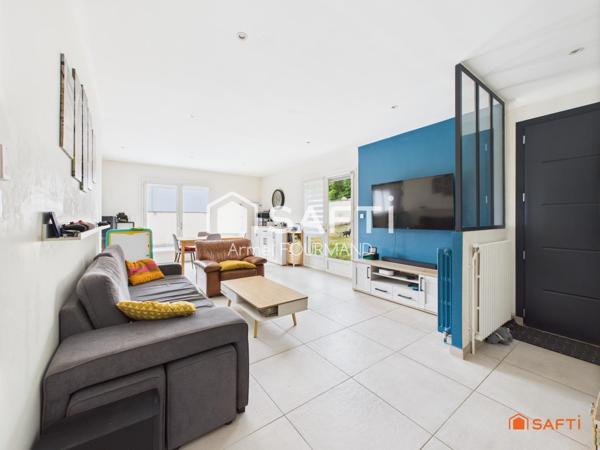 MAISON 6 PIECES 4 CHAMBRES GARAGE ET DEPENDANCE