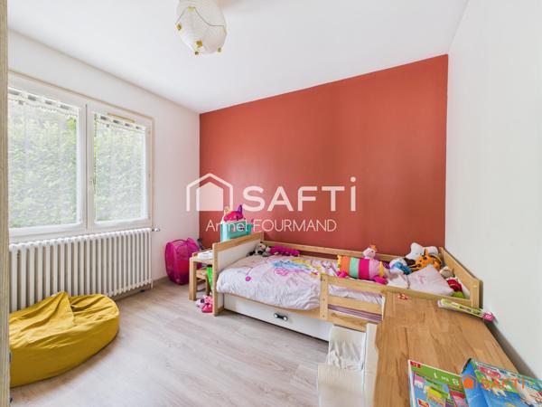 MAISON 6 PIECES 4 CHAMBRES GARAGE ET DEPENDANCE