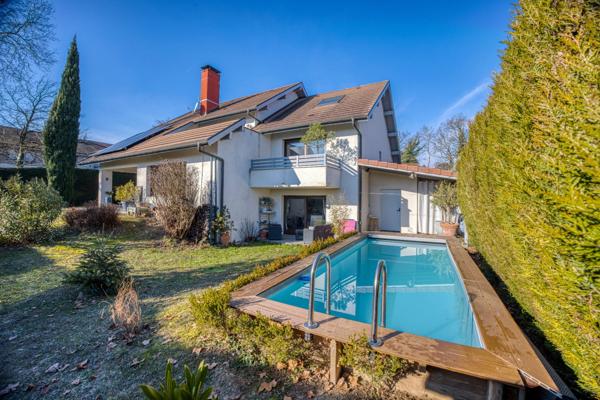 Maison à vendre 11 pièces PREVESSIN MOENS (01)