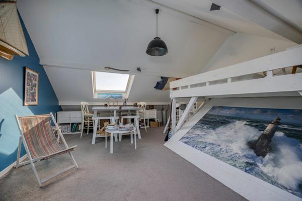 Maison à vendre 11 pièces PREVESSIN MOENS (01)