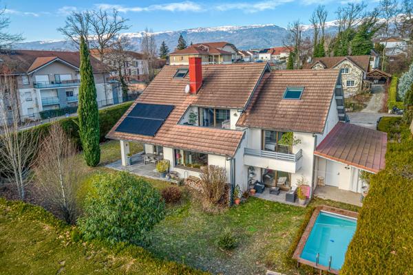 Maison à vendre 11 pièces PREVESSIN MOENS (01)