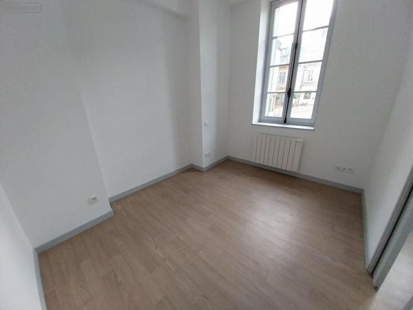 Appartement à vendre à Vitré en Ille-et-Vilaine (35500), ref : 35131-127   
centre-ville