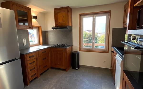 Appartement à louer    3 pièces • 49,41 m2 Cluses