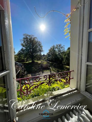 Maison à vendre AXE CONNERRE /LA FERTE BERNARD (72)Maison de Maitre 245 m² habitables, dépendances, piscine , terrain 1550 m²