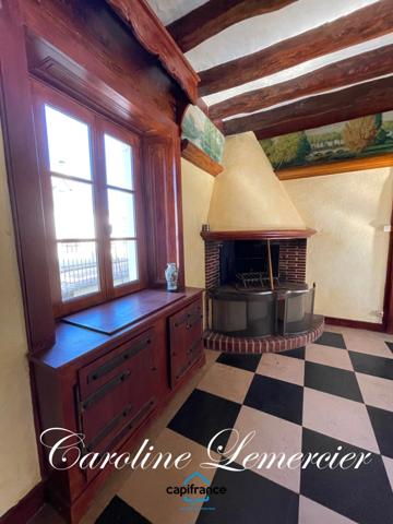 Maison à vendre AXE CONNERRE /LA FERTE BERNARD (72)Maison de Maitre 245 m² habitables, dépendances, piscine , terrain 1550 m²