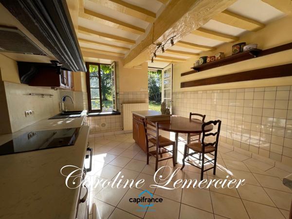 Maison à vendre AXE CONNERRE /LA FERTE BERNARD (72)Maison de Maitre 245 m² habitables, dépendances, piscine , terrain 1550 m²