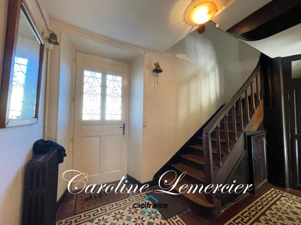 Maison à vendre AXE CONNERRE /LA FERTE BERNARD (72)Maison de Maitre 245 m² habitables, dépendances, piscine , terrain 1550 m²