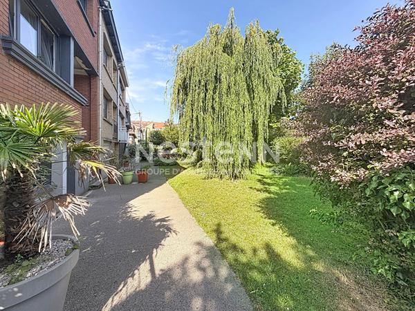 Maison en bel-étage de 106m2 | 4 chambres | Garage et Terrasse
