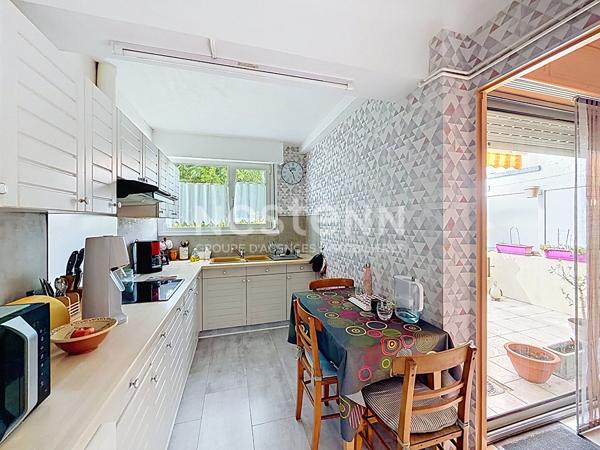Maison en bel-étage de 106m2 | 4 chambres | Garage et Terrasse