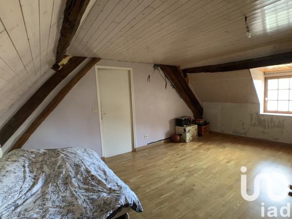 Maison de village 5 pièces de 138 m² à Uzay-le-Venon (18190)