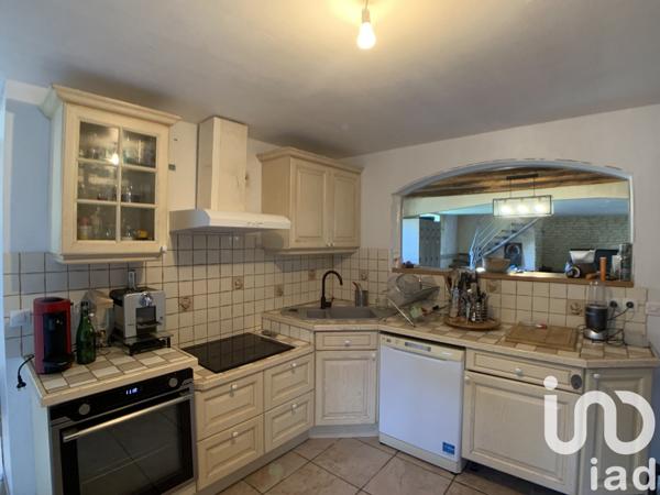 Maison de village 5 pièces de 138 m² à Uzay-le-Venon (18190)