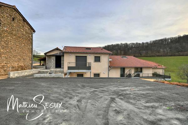 Sur les hauteurs de Thurins - Plateau de 100m² en duplex à aménager avec terrasse, 2 stationnements et 1 cave