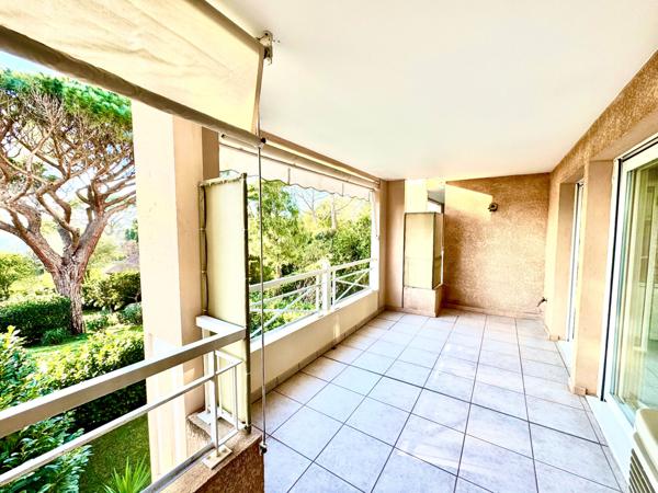 Saint-Raphaël centre-T3 76M2 -sejour 35M2 sud -garage parking A VOIR !!