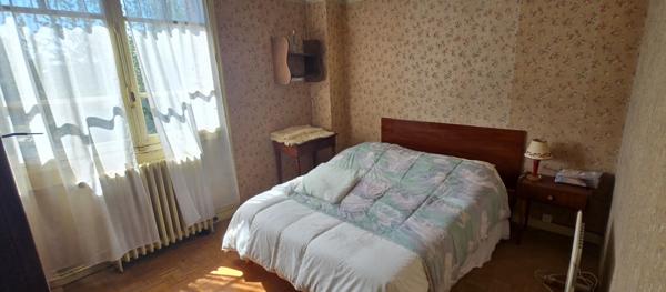 Maison individuelle 4chambres sur  sous-sol total Provins très proche
