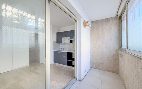 Appartement à vendre    1 pièce • 17,63 m2 Cannes