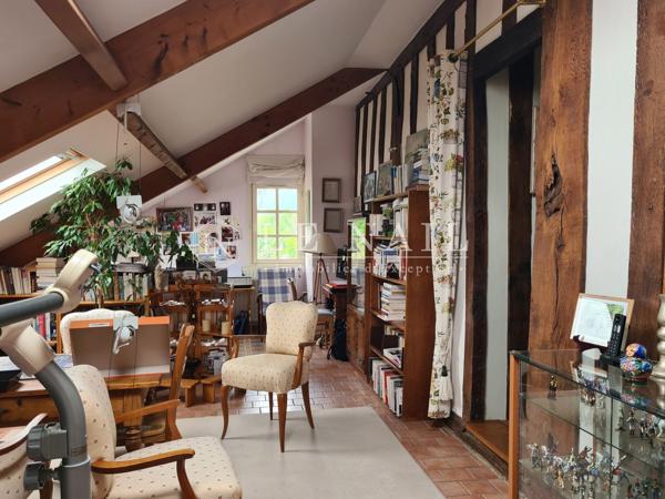 Manoir XVIe restauré et sa longère XIXe en Sud Mayenne